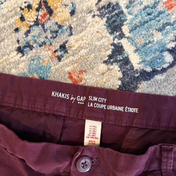 Gap khaki womens pants - Picture 3 of 3